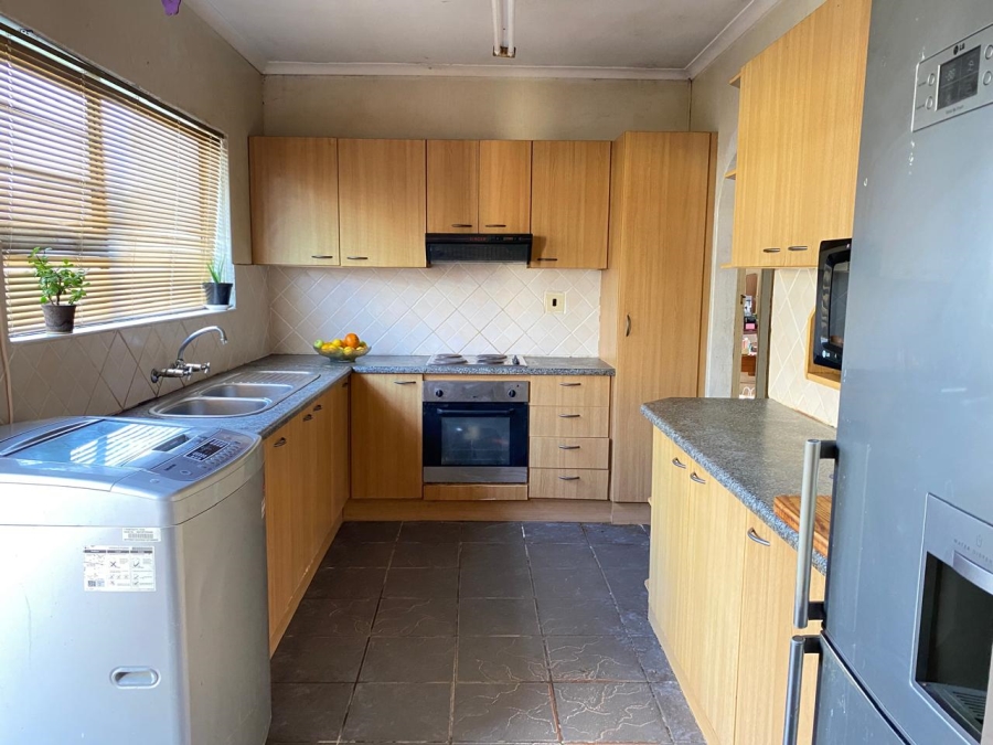 3 Bedroom Property for Sale in Gaylee Western Cape